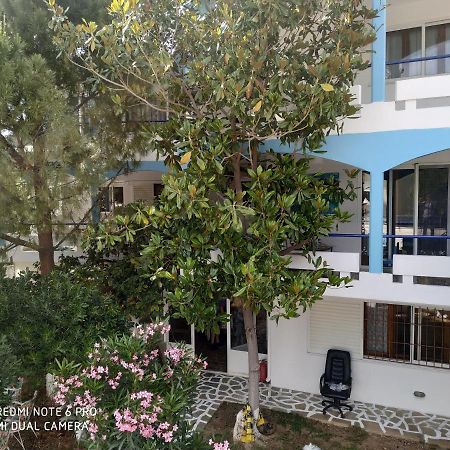 Muses Apartments Еретрія Екстер'єр фото