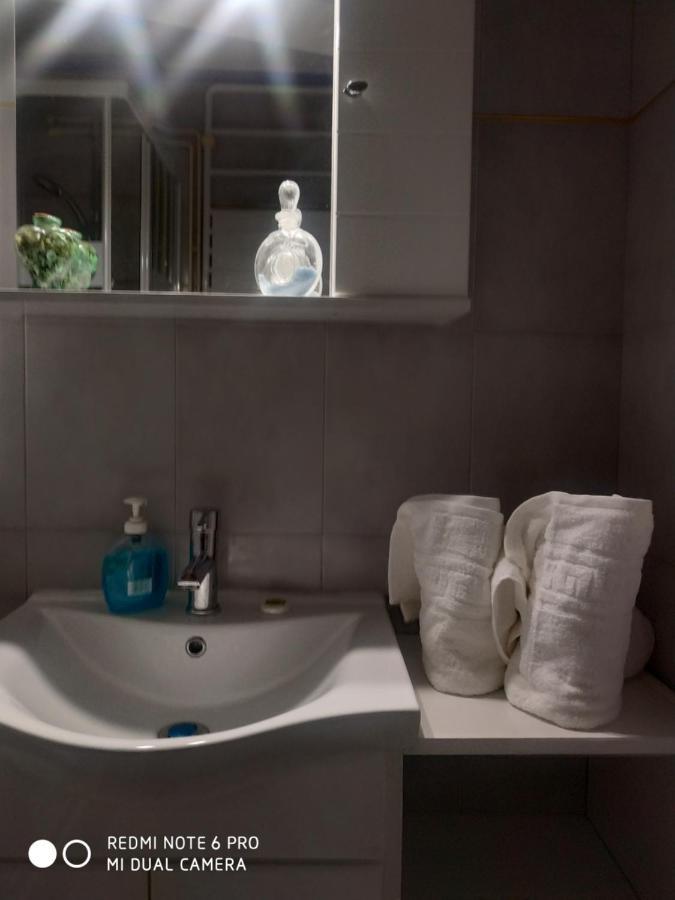 Muses Apartments Еретрія Екстер'єр фото